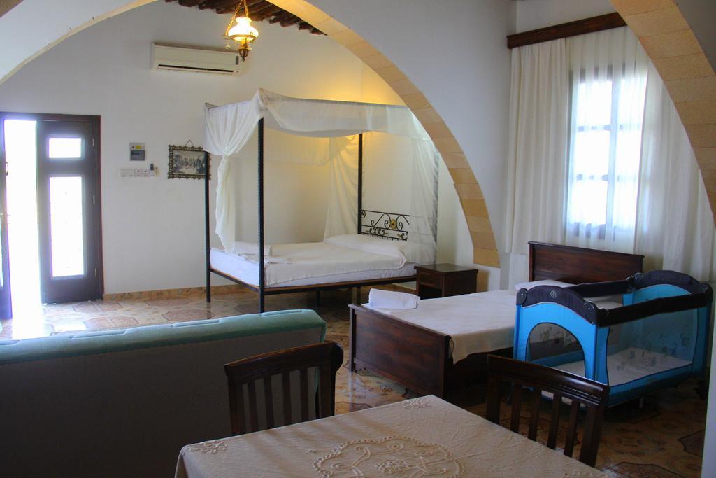 Villa Lembos Rizokarpaso Esterno foto